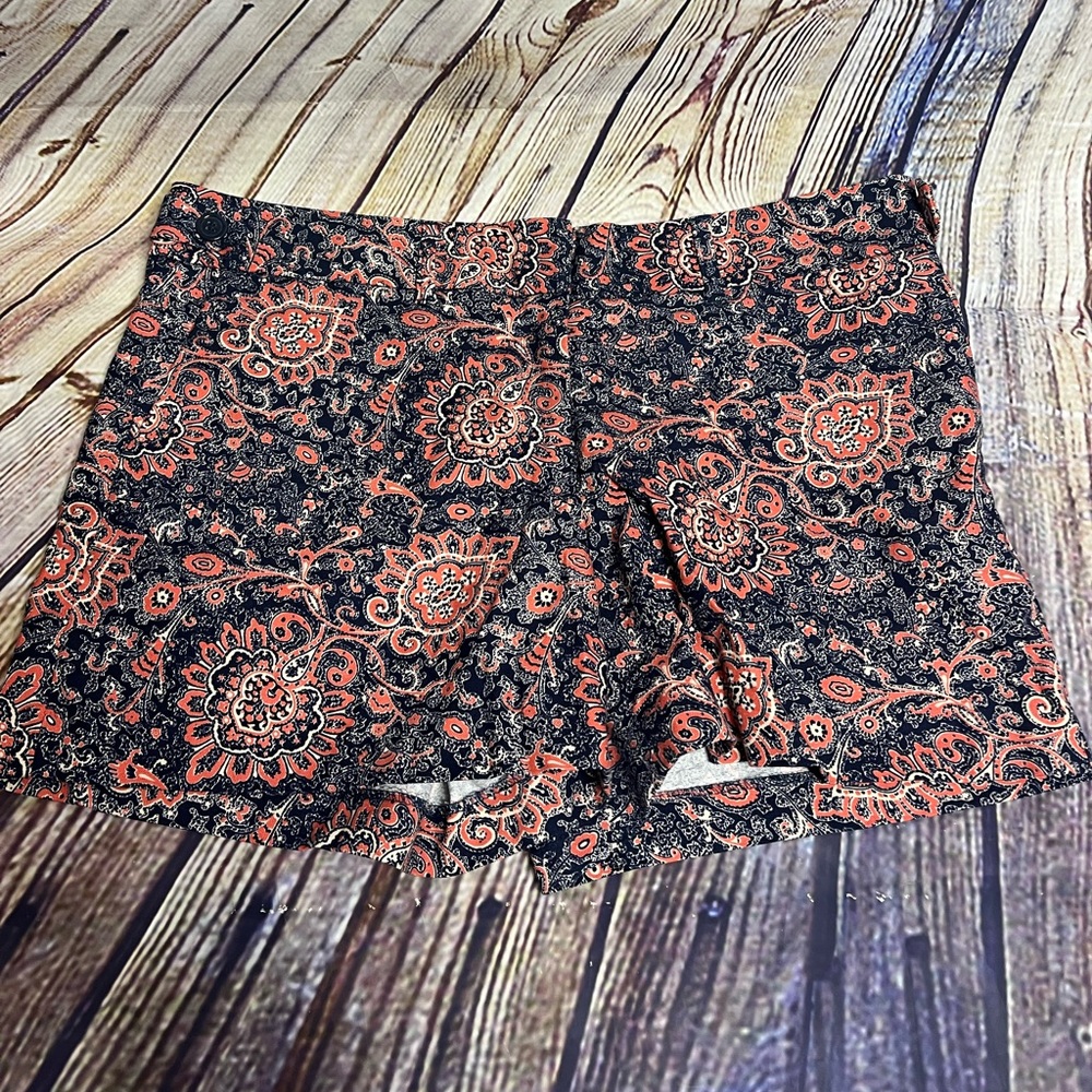 Size 10 Kenar blue and pink paisley chino shorts